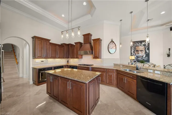 494 Seabee Ave, Naples, Florida 34108