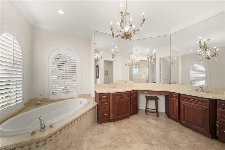 494 Seabee Ave, Naples, Florida 34108