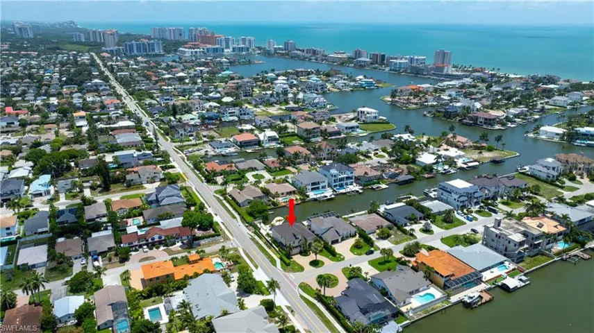 494 Seabee Ave, Naples, Florida 34108