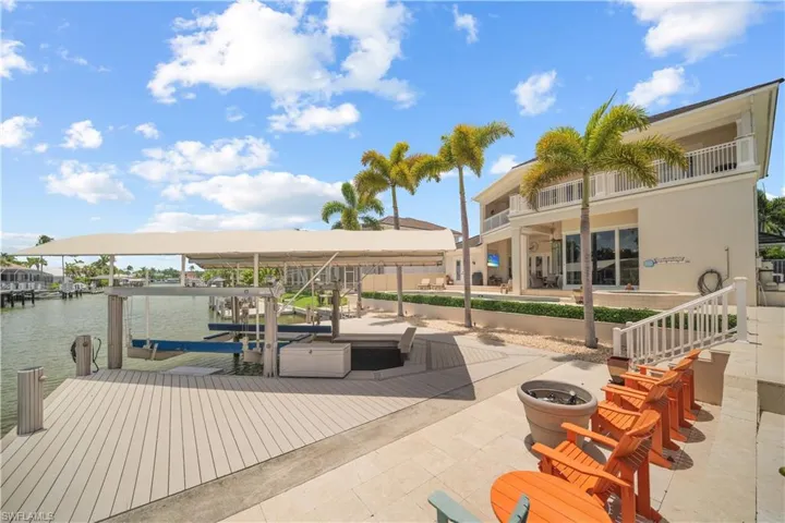 494 Seabee Ave, Naples, Florida 34108