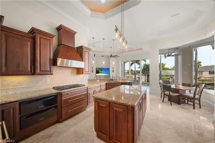 494 Seabee Ave, Naples, Florida 34108