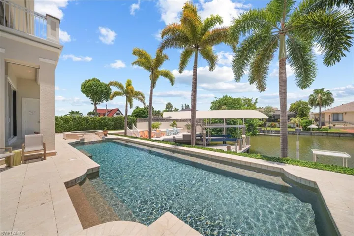 494 Seabee Ave, Naples, Florida 34108