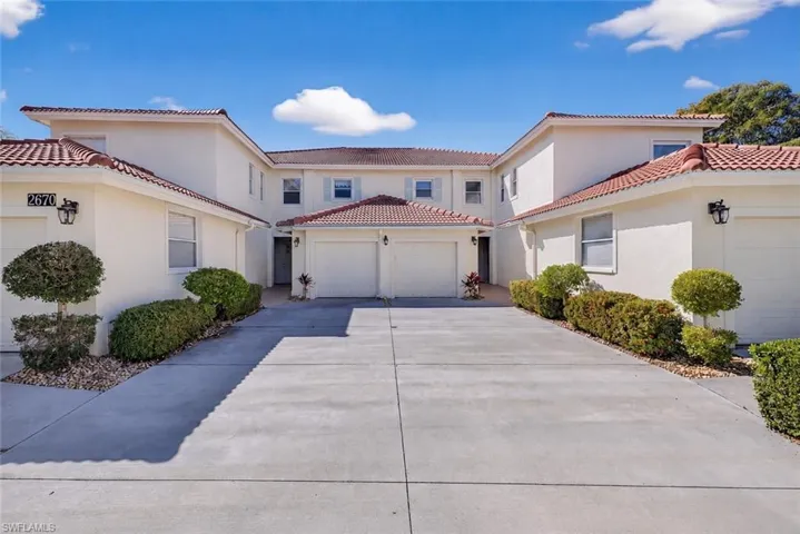 2670 Creek Ln 102, Naples, Florida 34119
