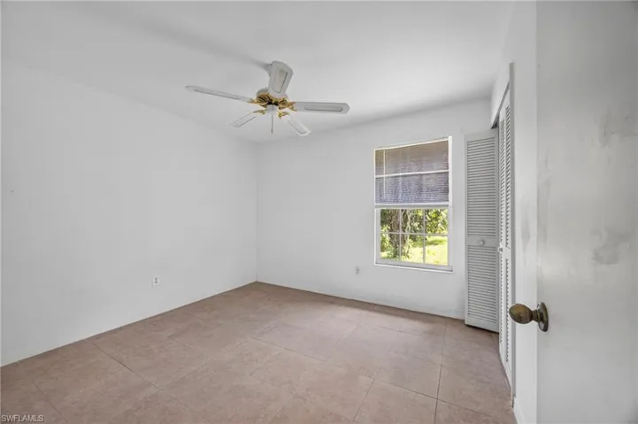 2961 6th St Nw, Naples, Florida 34120
