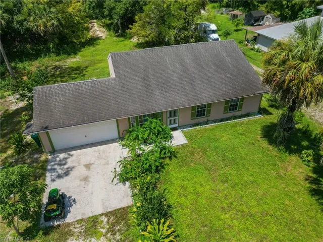 2961 6th St Nw, Naples, Florida 34120