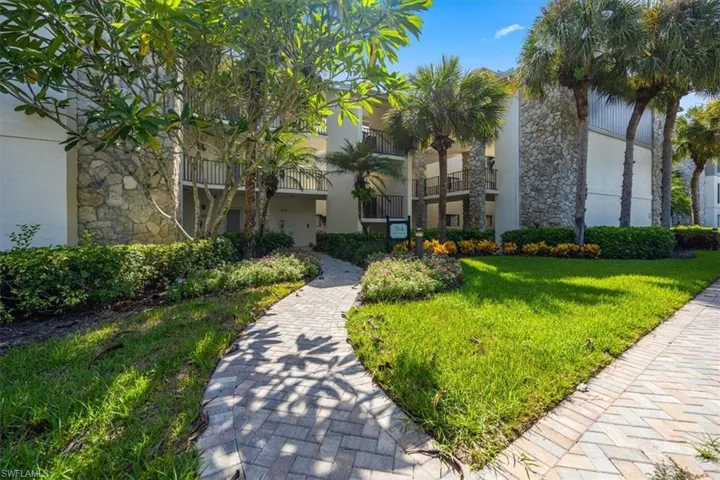 764  Eagle Creek  DR, Naples, FL 34113