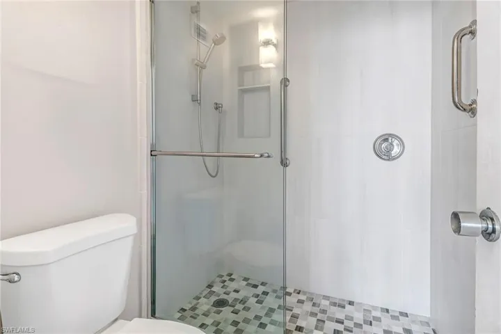 140 Seaview Ct  Seaview  CT, Marco Island, FL 34145