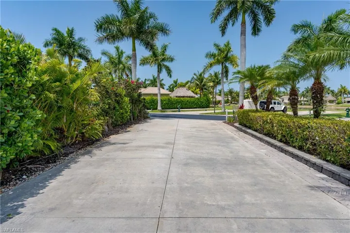 13470 Ladyfish Ln, Naples Fl 34114
