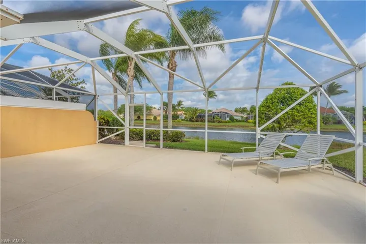 8165  Xenia  LN, Naples, FL 34114