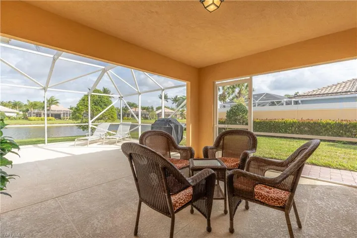 8165  Xenia  LN, Naples, FL 34114