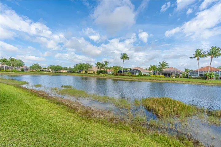 8165  Xenia  LN, Naples, FL 34114