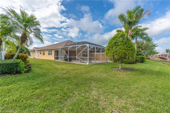 8165  Xenia  LN, Naples, FL 34114
