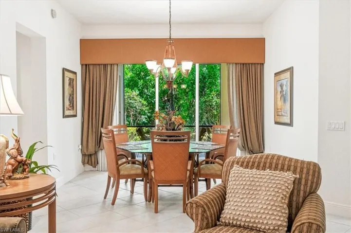 3730 Montreux Ln 104, Naples, Florida 34114