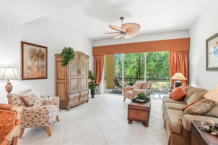 3730 Montreux Ln 104, Naples, Florida 34114