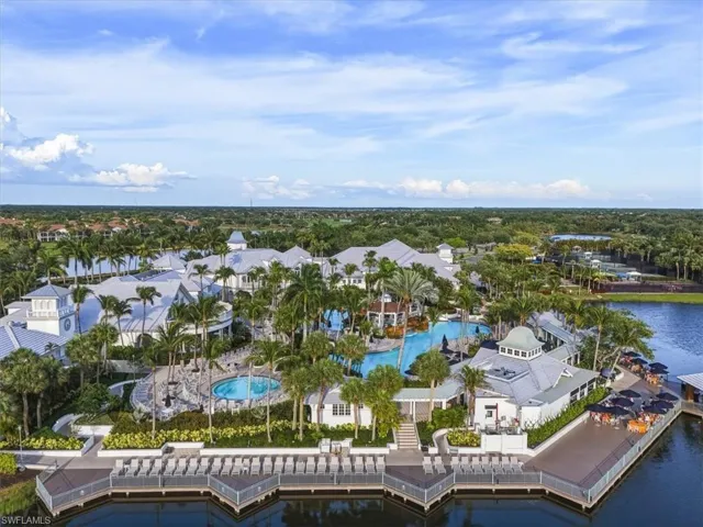 3730 Montreux Ln 104, Naples, Florida 34114