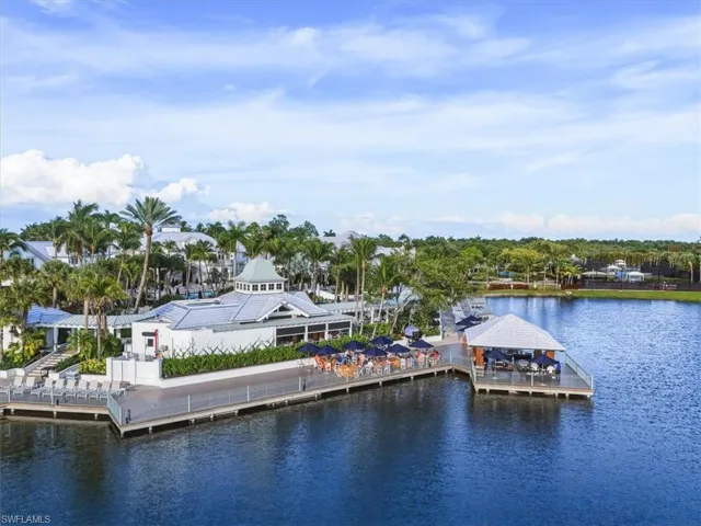 3730 Montreux Ln 104, Naples, Florida 34114