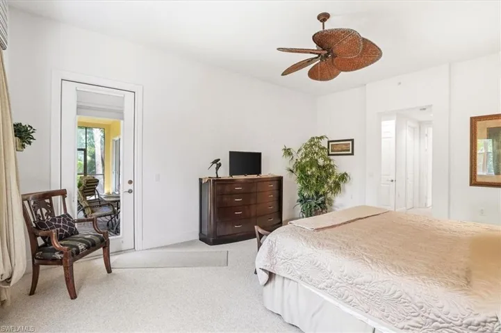3730 Montreux Ln 104, Naples, Florida 34114