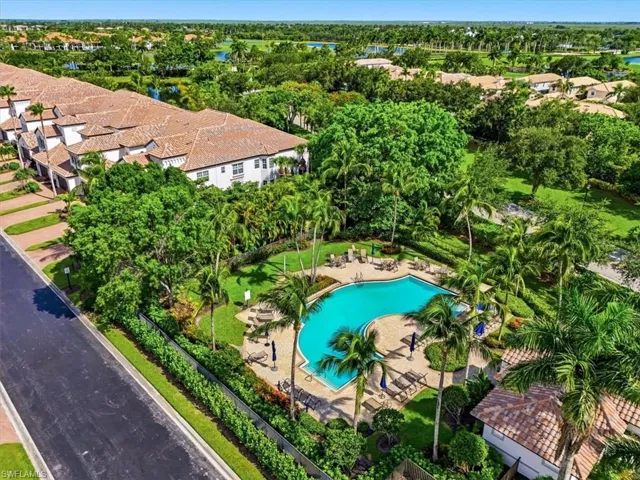 3730 Montreux Ln 104, Naples, Florida 34114