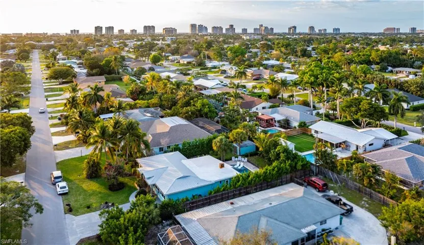 1385 Wisconsin Dr, Naples, Florida 34103