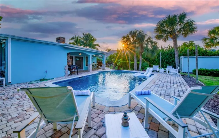 1385 Wisconsin Dr, Naples, Florida 34103