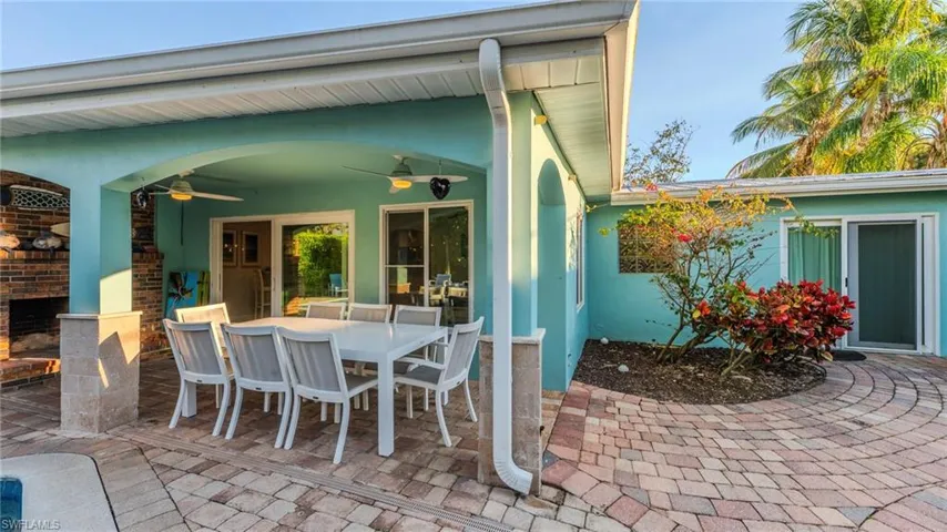 1385 Wisconsin Dr, Naples, Florida 34103