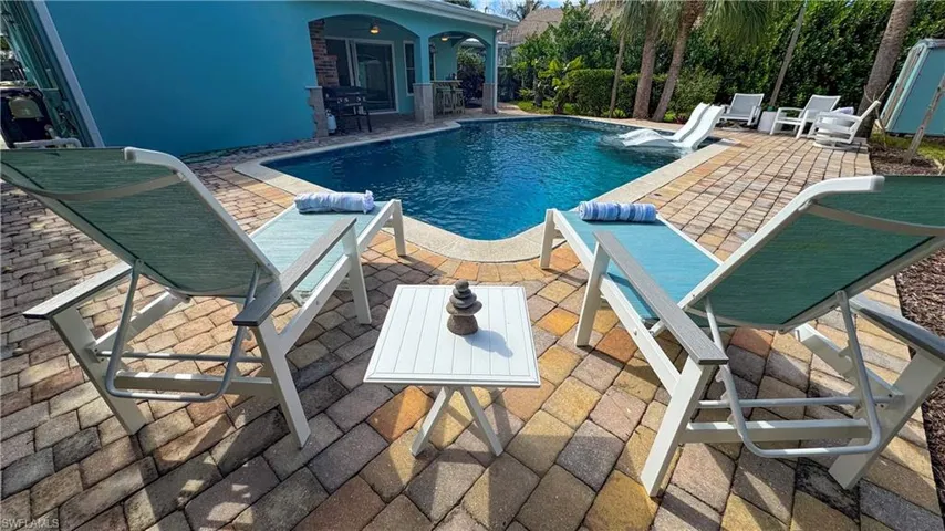 1385 Wisconsin Dr, Naples, Florida 34103