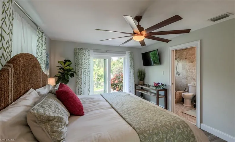 1385 Wisconsin Dr, Naples, Florida 34103