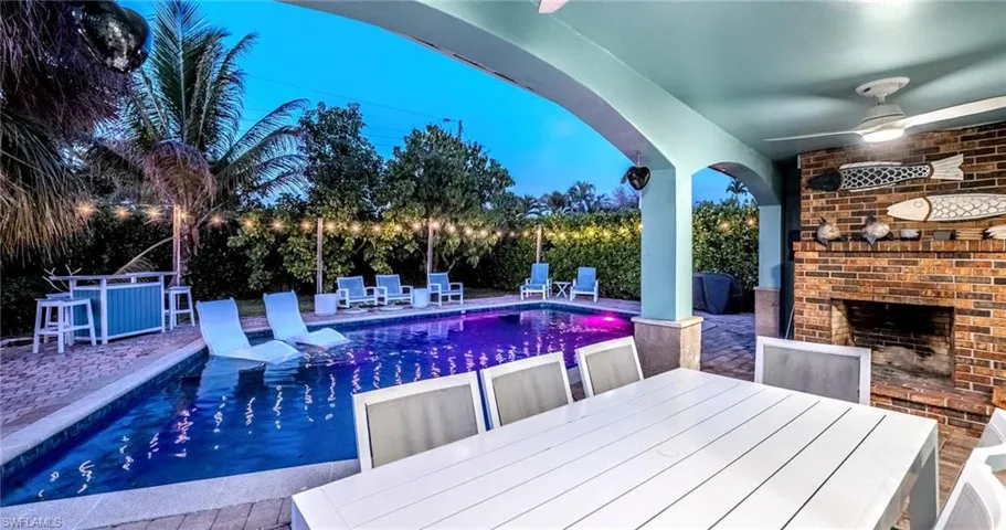1385 Wisconsin Dr, Naples, Florida 34103