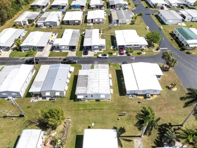 952 Days Ln, North Fort Myers, Florida 33917