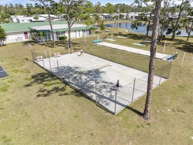 952 Days Ln, North Fort Myers, Florida 33917