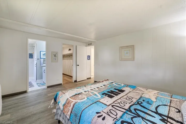 952 Days Ln, North Fort Myers, Florida 33917