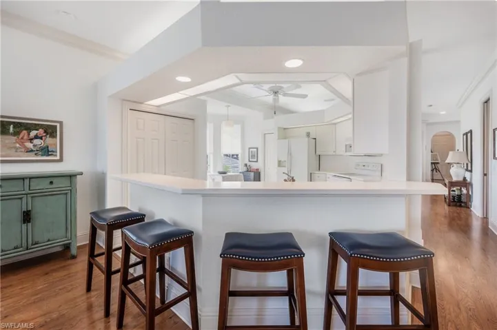 Breakfast counter