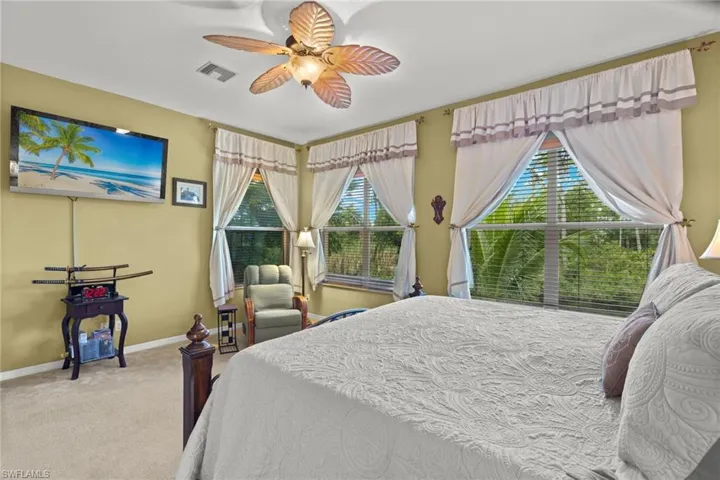 109  Wilmington  PKWY, Cape Coral, FL 33993