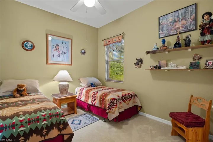 109  Wilmington  PKWY, Cape Coral, FL 33993