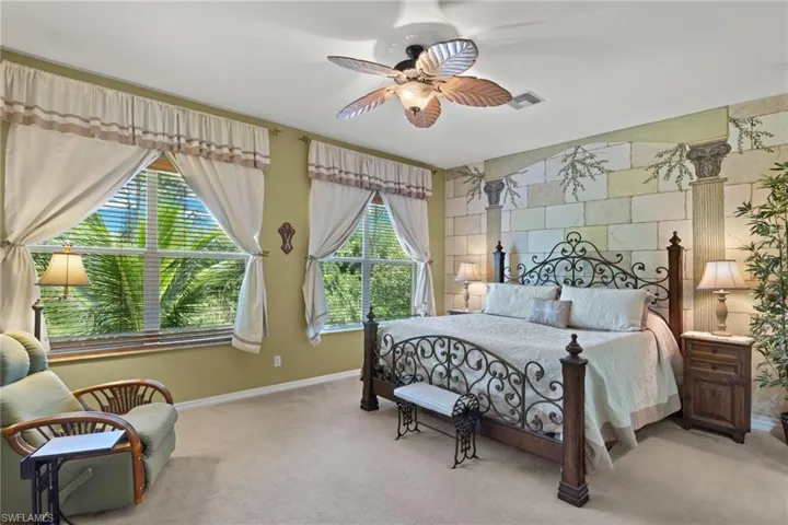 109  Wilmington  PKWY, Cape Coral, FL 33993