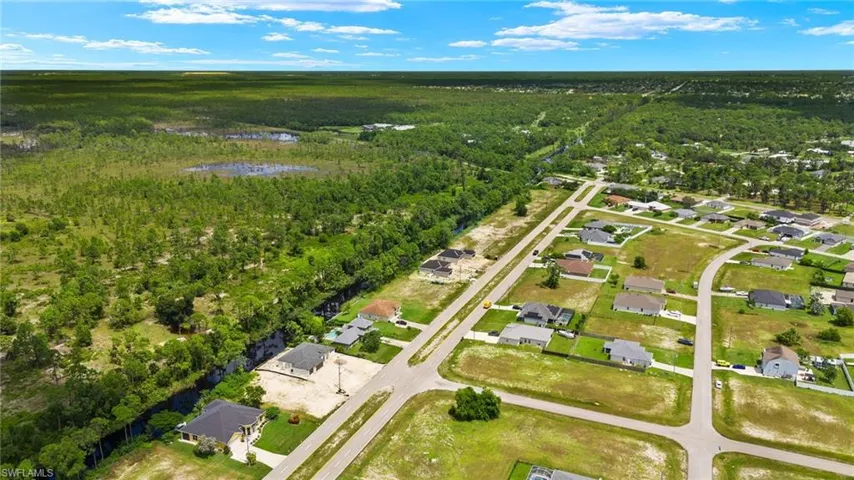 109  Wilmington  PKWY, Cape Coral, FL 33993