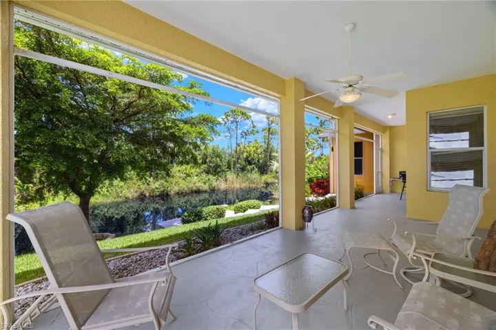 109  Wilmington  PKWY, Cape Coral, FL 33993