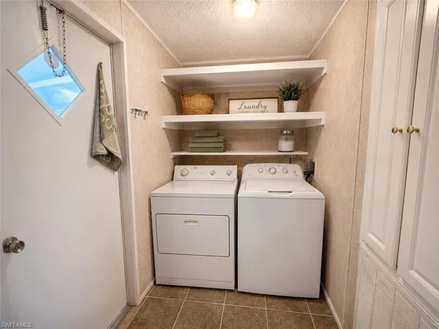 2501 Gail Helen Ct, North Fort Myers, Florida 33917