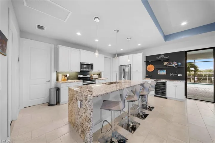 3213 9th St, Cape Coral, Florida 33993