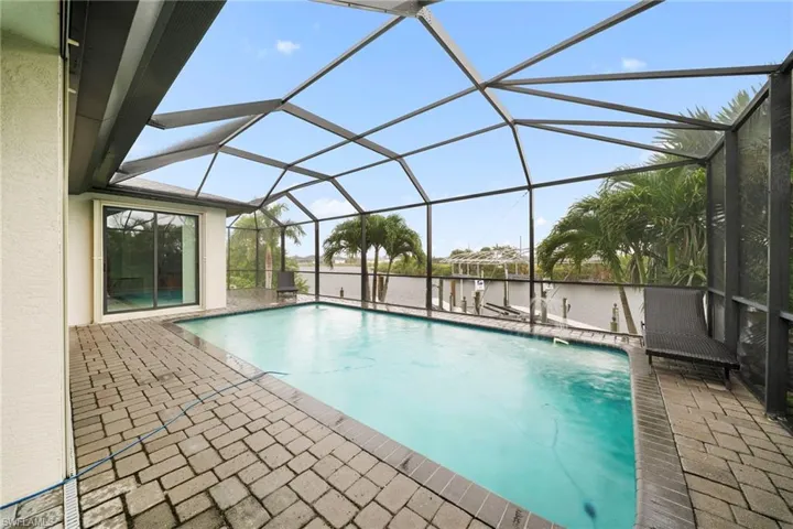 3213 9th St, Cape Coral, Florida 33993