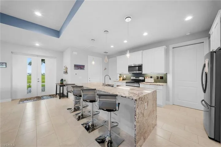 3213 9th St, Cape Coral, Florida 33993