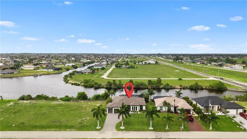 3213 9th St, Cape Coral, Florida 33993