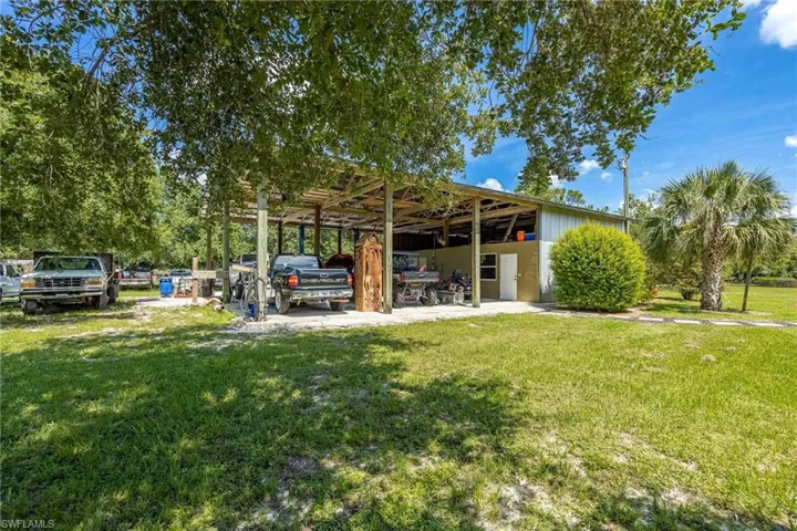 8251  Rich  RD, North Fort Myers, FL 33917
