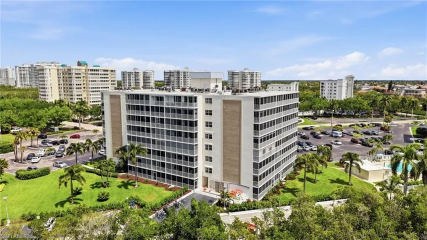 3 Bluebill Ave 303, Naples, Florida 34108