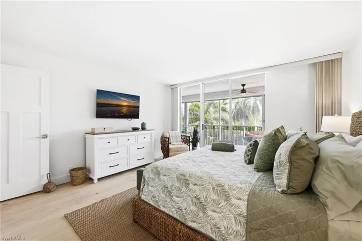 3 Bluebill Ave 303, Naples, Florida 34108