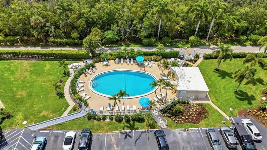 3 Bluebill Ave 303, Naples, Florida 34108