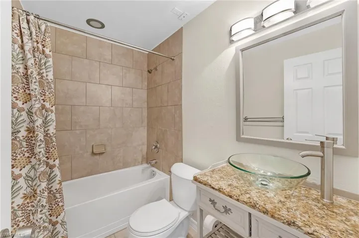1726 SE 13th  ST, Cape Coral, FL 33990