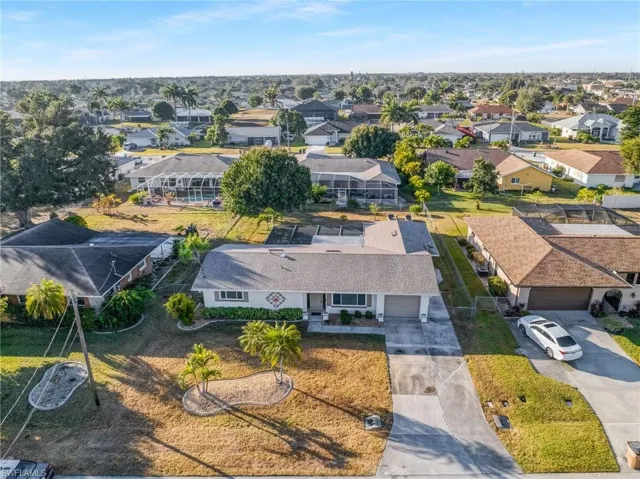 1726 SE 13th  ST, Cape Coral, FL 33990