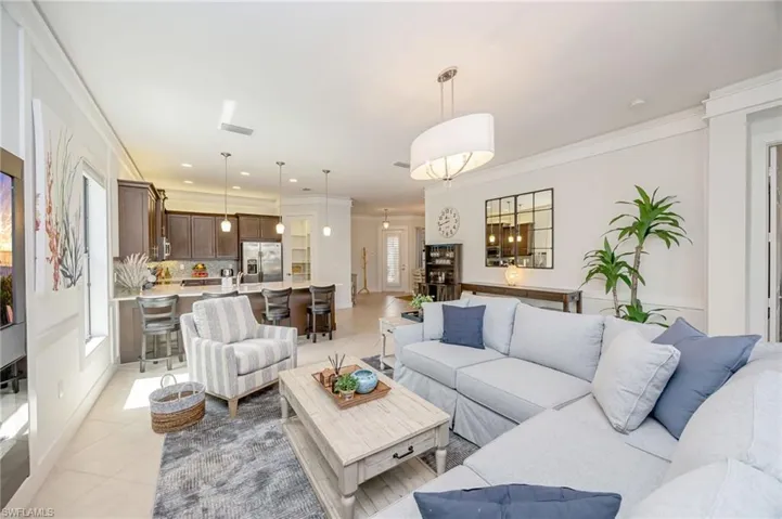 13441 Coronado Dr, Naples, Florida 34109