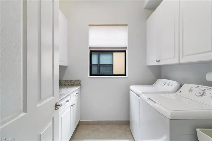 13441 Coronado Dr, Naples, Florida 34109
